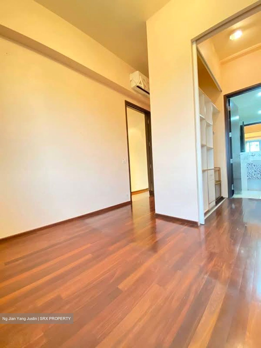 Country Park Condominium (D16), Condominium #590271071